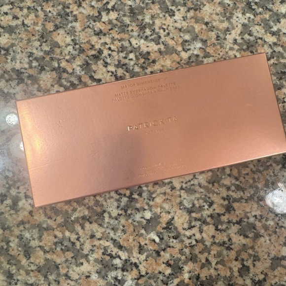 PATRICK TA Major Dimension Ill Matte Eyeshadow Palette - Picture 2 of 7
